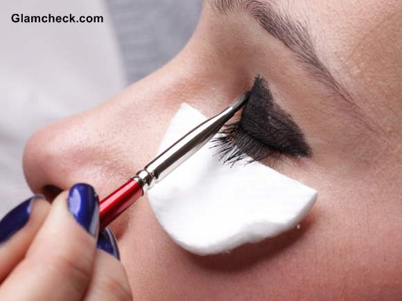 How to Prevent Eye Shadow from Getting on Your Cheeks