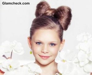 Little Girls Hairstyle - Cute Hair Bow Tutorial