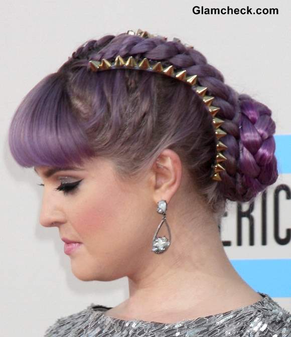 Kelly Osbourne Lilac braided hair at 2013 AMAs