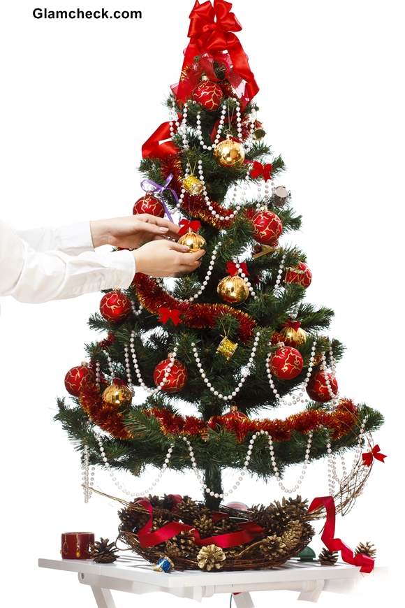 Christmas Tree Decoration Themes Red and Green