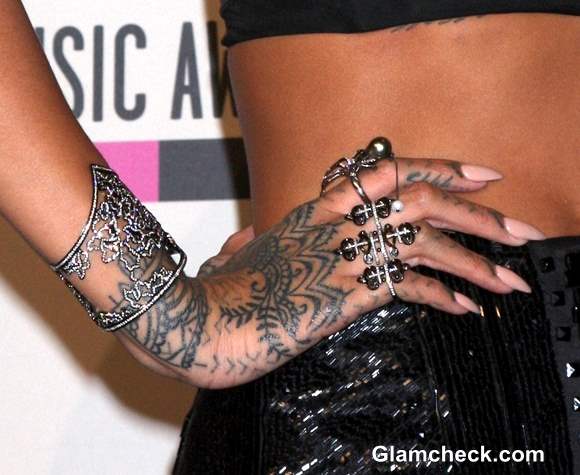 Rihanna gets Maori tattoo hammered onto hand  Drum