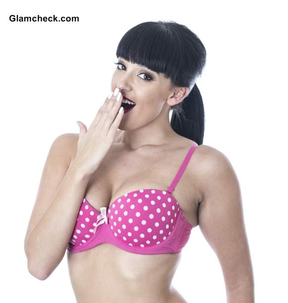 This bra unhooks itself when in true love!