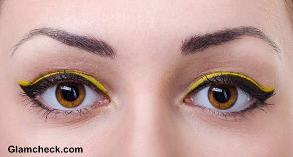 Beauty How to - Spring Eye Makeup