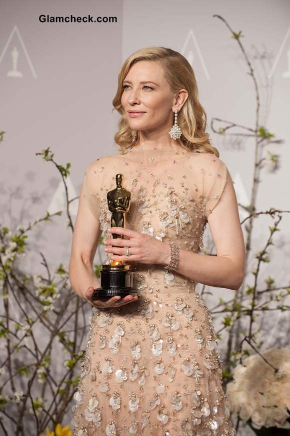 Oscars 2014  Cate Blanchett in Giorgio Armani