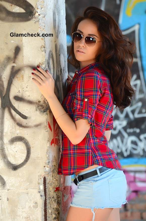 Summer Fashion Shorts Teamed with a Plaid Shirt