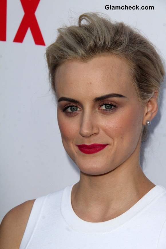 Taylor Schilling 2014