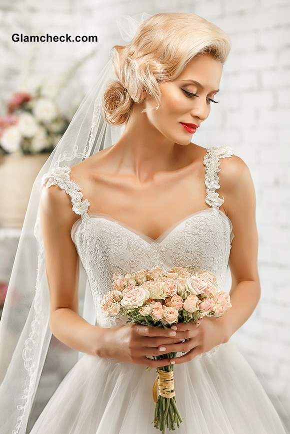 Bridal Dresses Neckline Strappy off-shouldered Sweetheart Neckline