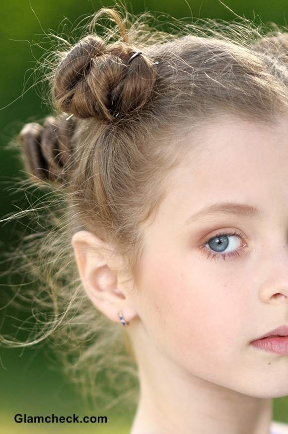 Hairstyles for Little Girls - Multiple Mini Buns