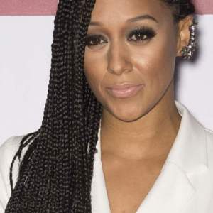Hairstyle How To : Slicked back hair