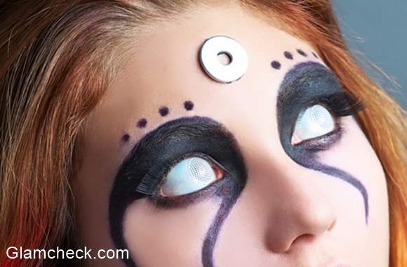 Halloween Makeup Zombie Eyes