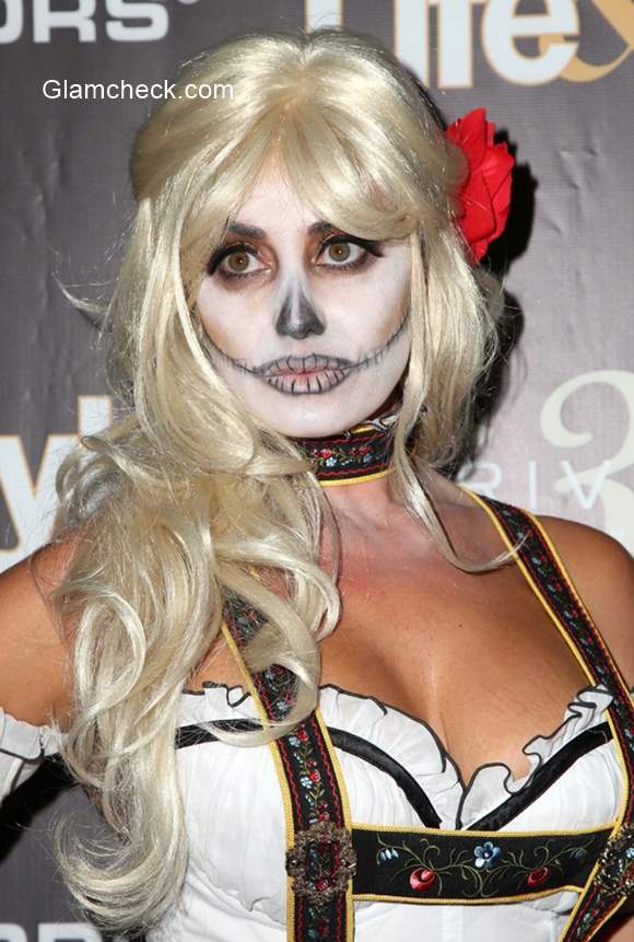 Celeb Halloween look Lizzie Rovsek