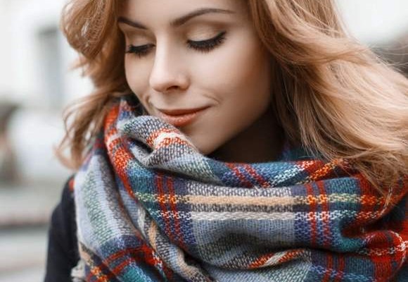 Plaid Winter Scarf – Styling Tips