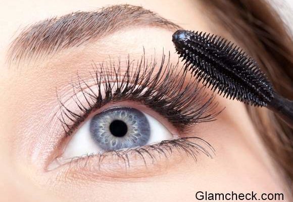 How to Get the False Eyelash Effect with Only Mascara