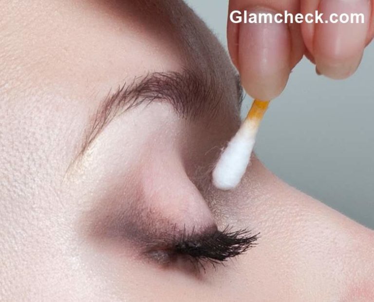 Q-tip Eye Makeup Hacks