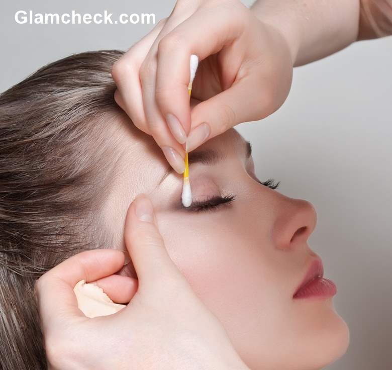 Q-tip Eye Makeup Hacks