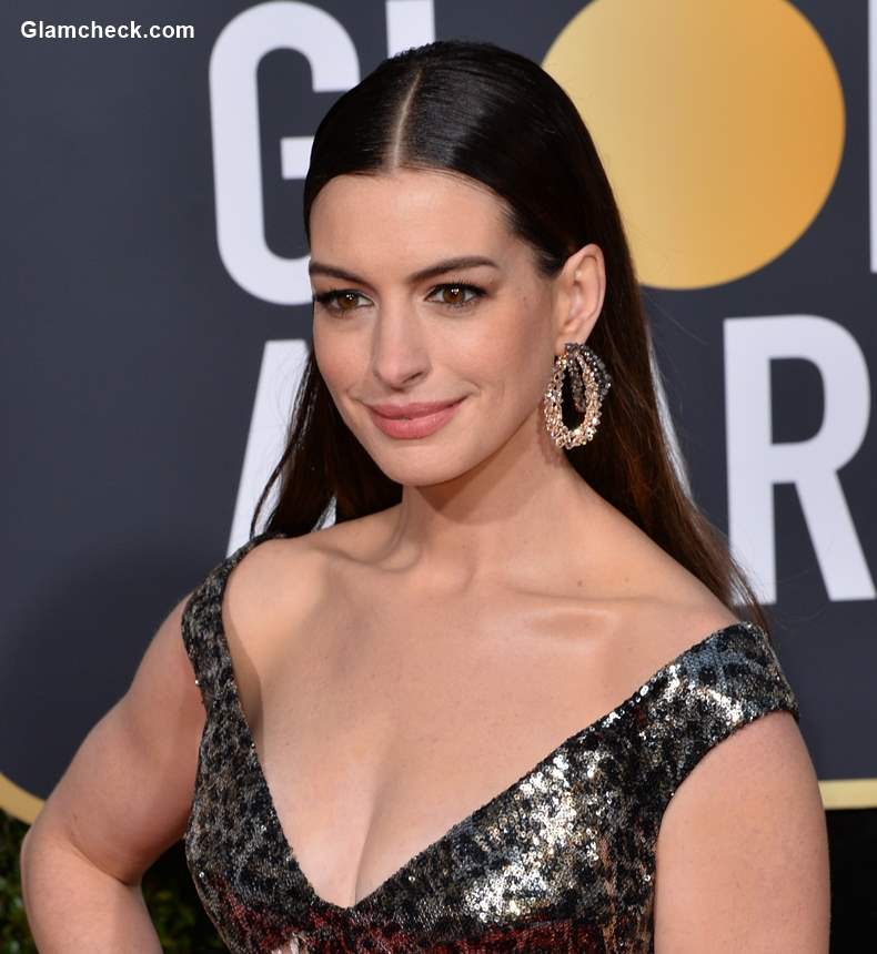 Anne Hathaway 2019 Golden Globe Awards