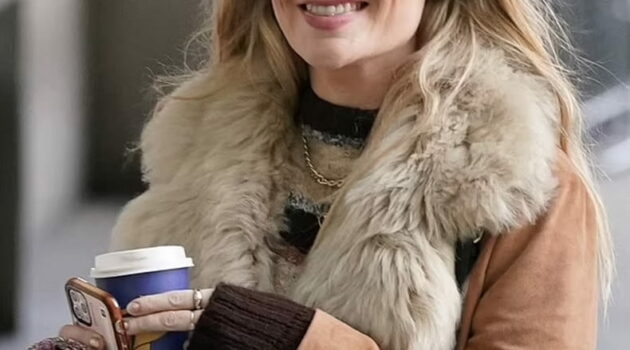Laura Whitemore 2022