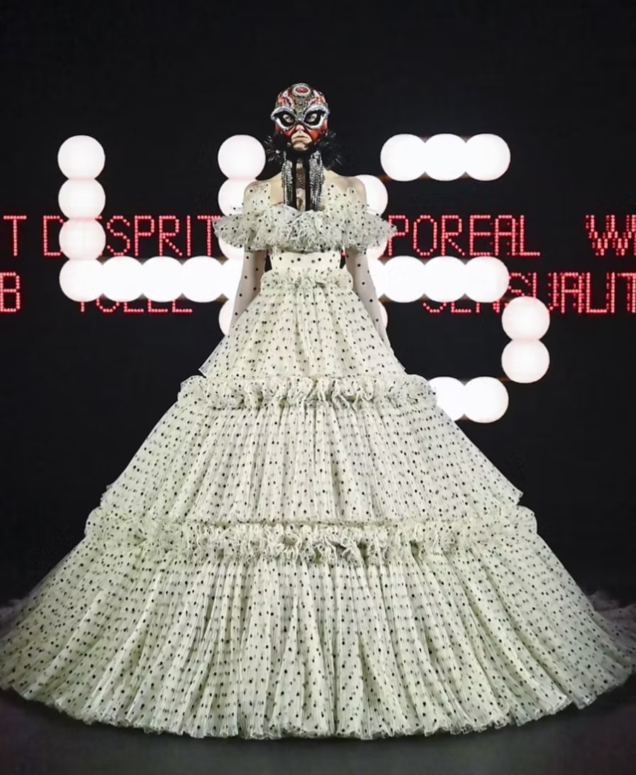 Valentino Couture Spring 2025