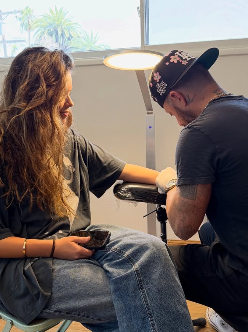 Jessical Albas Daughter Honor gets Tattoo