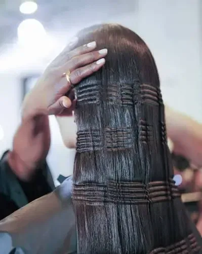 Christian Siriano NYFW S-S 27 Turns Crimped Hair Into a Runway Statement