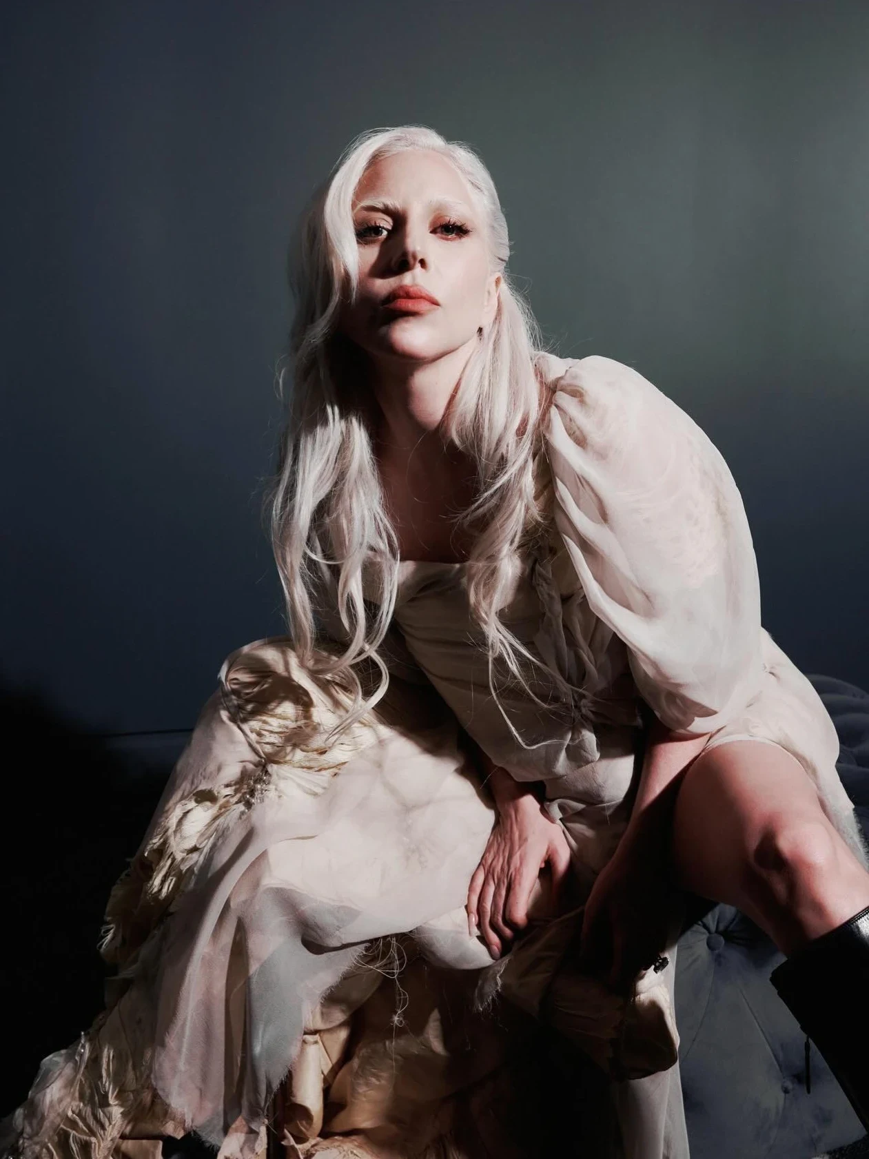 Bleached Eyebrows Trend - Lady Gaga