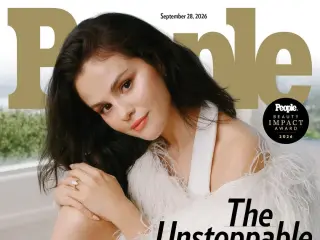 Selena Gomez Wins PEOPLE’s First Beauty Impact Award