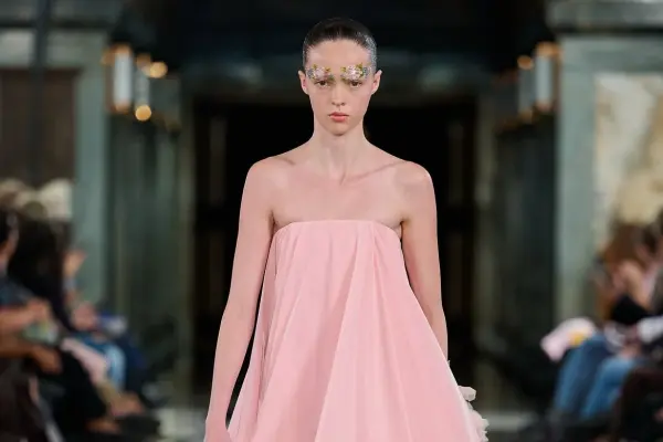 Simone Rocha SS27 Beauty: Embroidered Brows at London Fashion Week