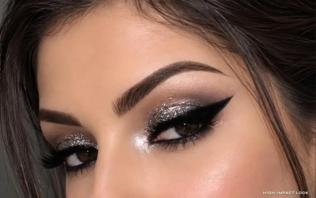 Silver Glitter Eye Makeup for holidays