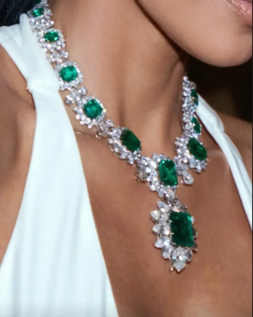 Detachable emerald-and-diamond pendant with a 23.46-carat Colombian emerald.