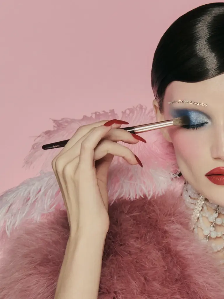 Crystal Brows Trend Holiday Makeup look