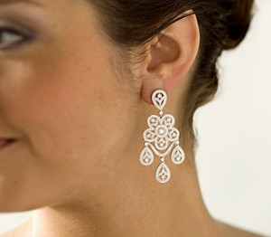 Earrings Guide: Every Type and Which Suits Your Face Shape