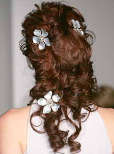 Bridal hair jewellery set with crystals and pearls