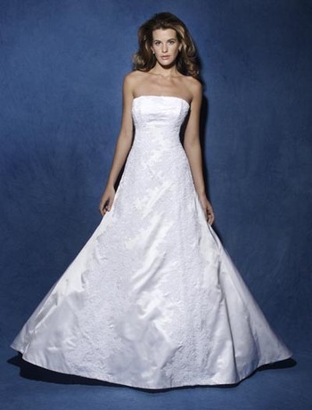 A dress with princess seams running vertically with no waistline