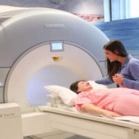 Get MRI along with mammography experts urge