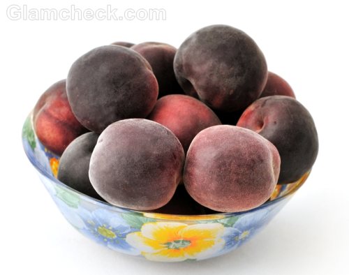 Eating Dried Plums prevent Osteoporosis Fractures