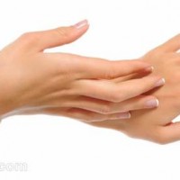 How to get rid of peeling fingertips